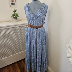 Blue Floral Sleeveless Maxi Dress